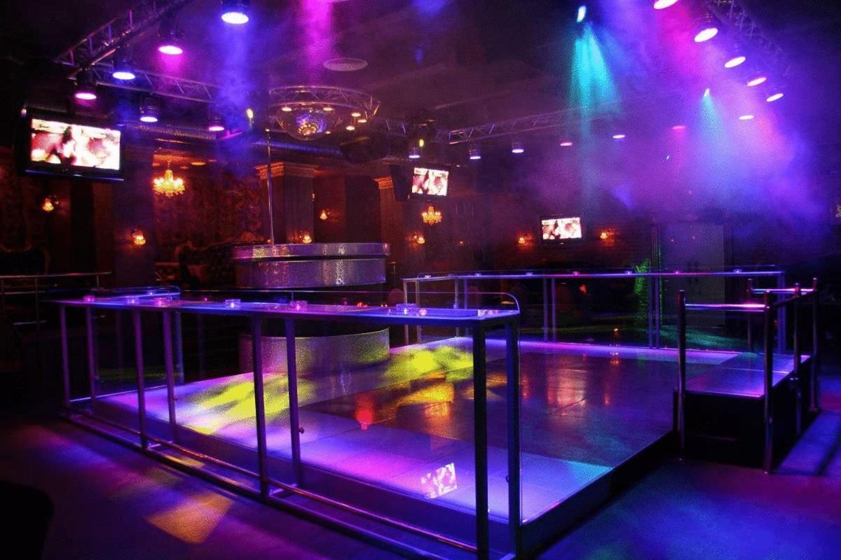 Kremin Hotel Kremenchuk Luaran gambar