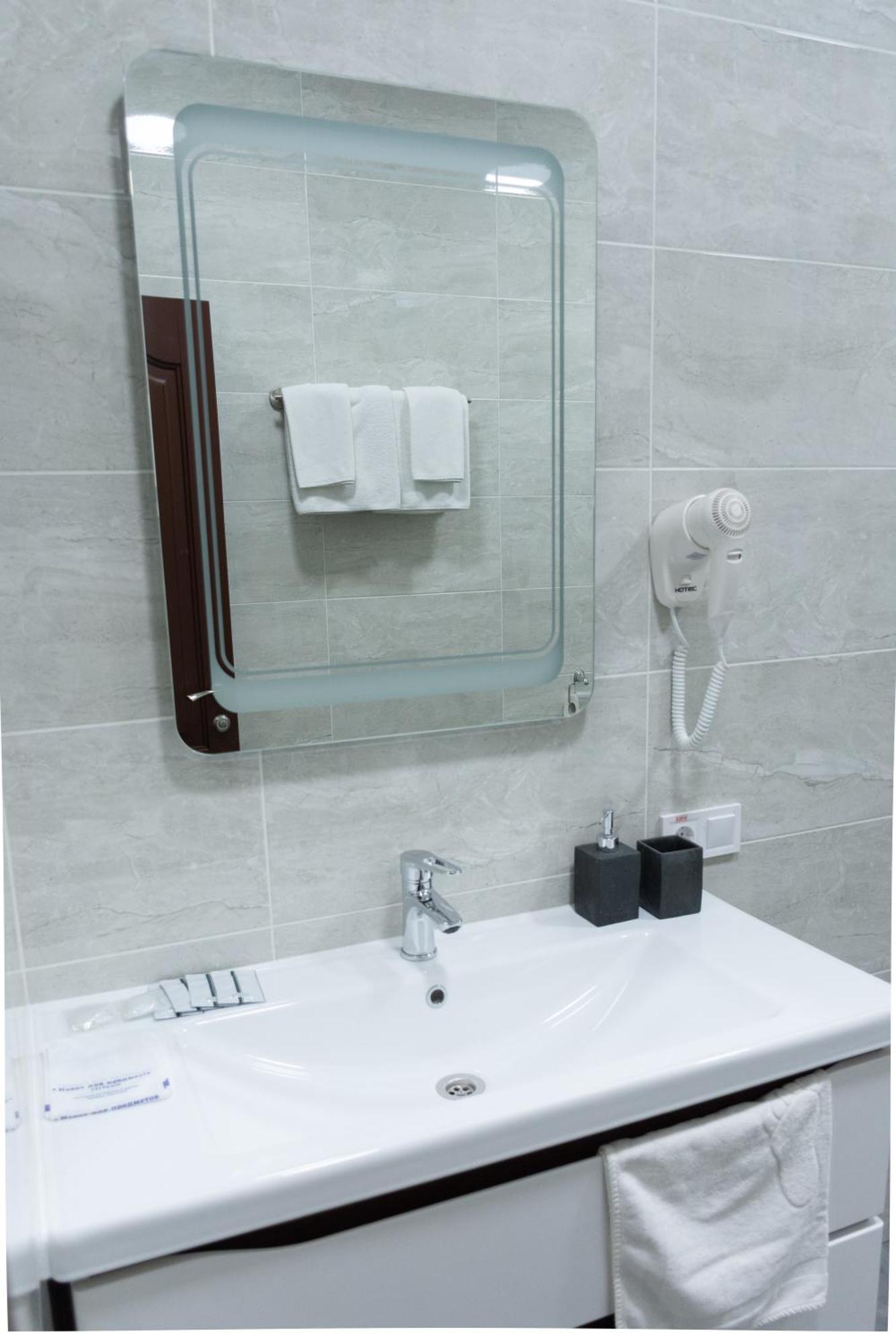 Kremin Hotel Kremenchuk Luaran gambar