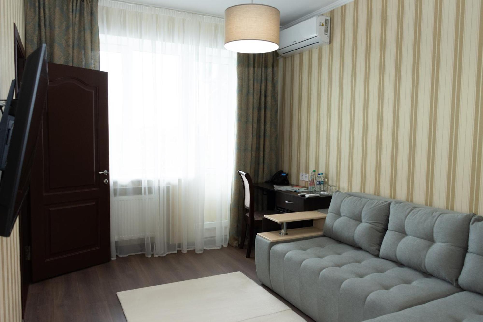 Kremin Hotel Kremenchuk Luaran gambar