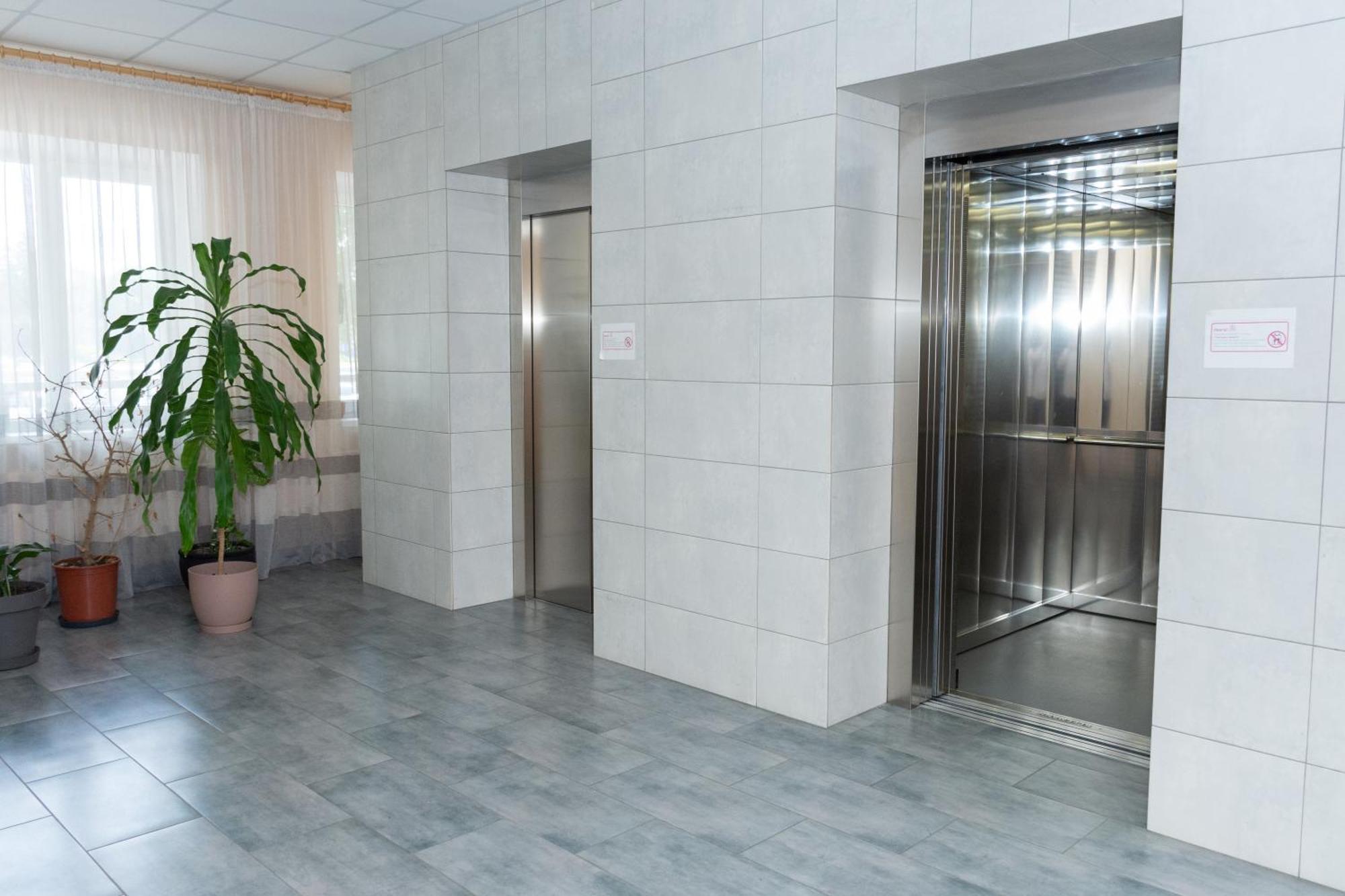Kremin Hotel Kremenchuk Luaran gambar