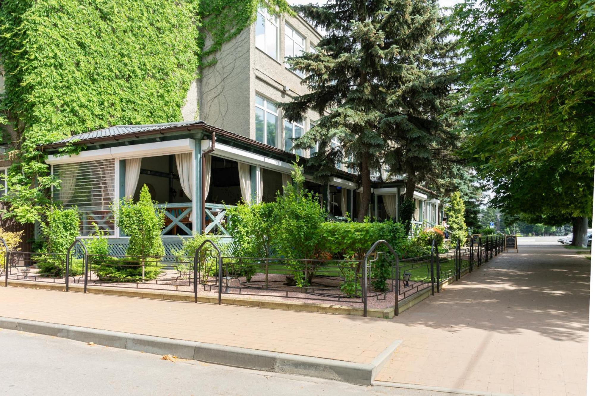 Kremin Hotel Kremenchuk Luaran gambar
