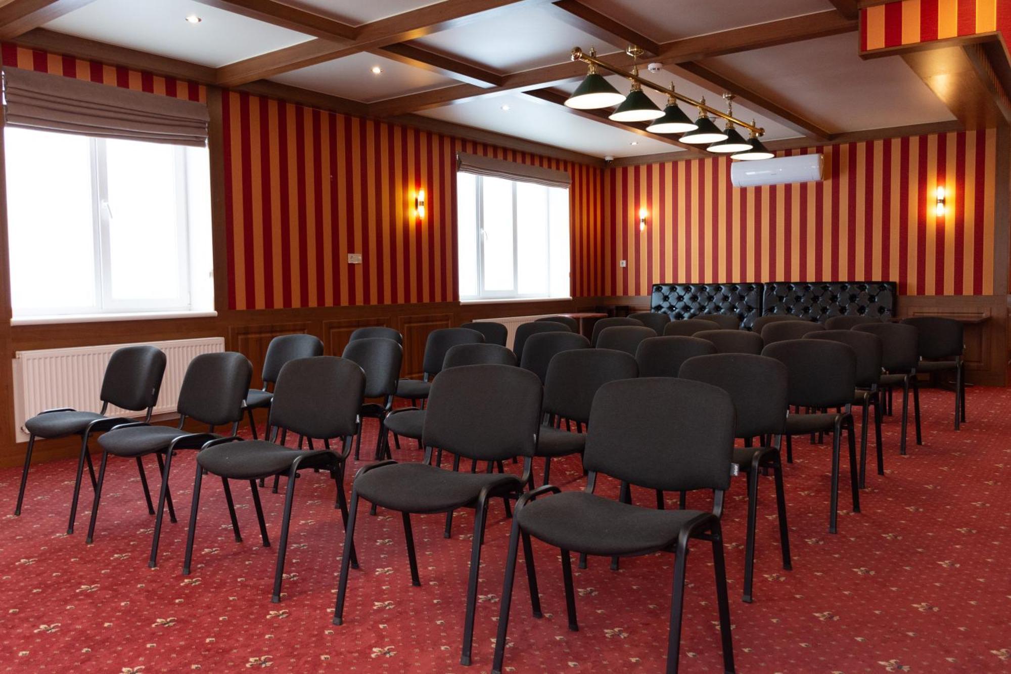 Kremin Hotel Kremenchuk Luaran gambar