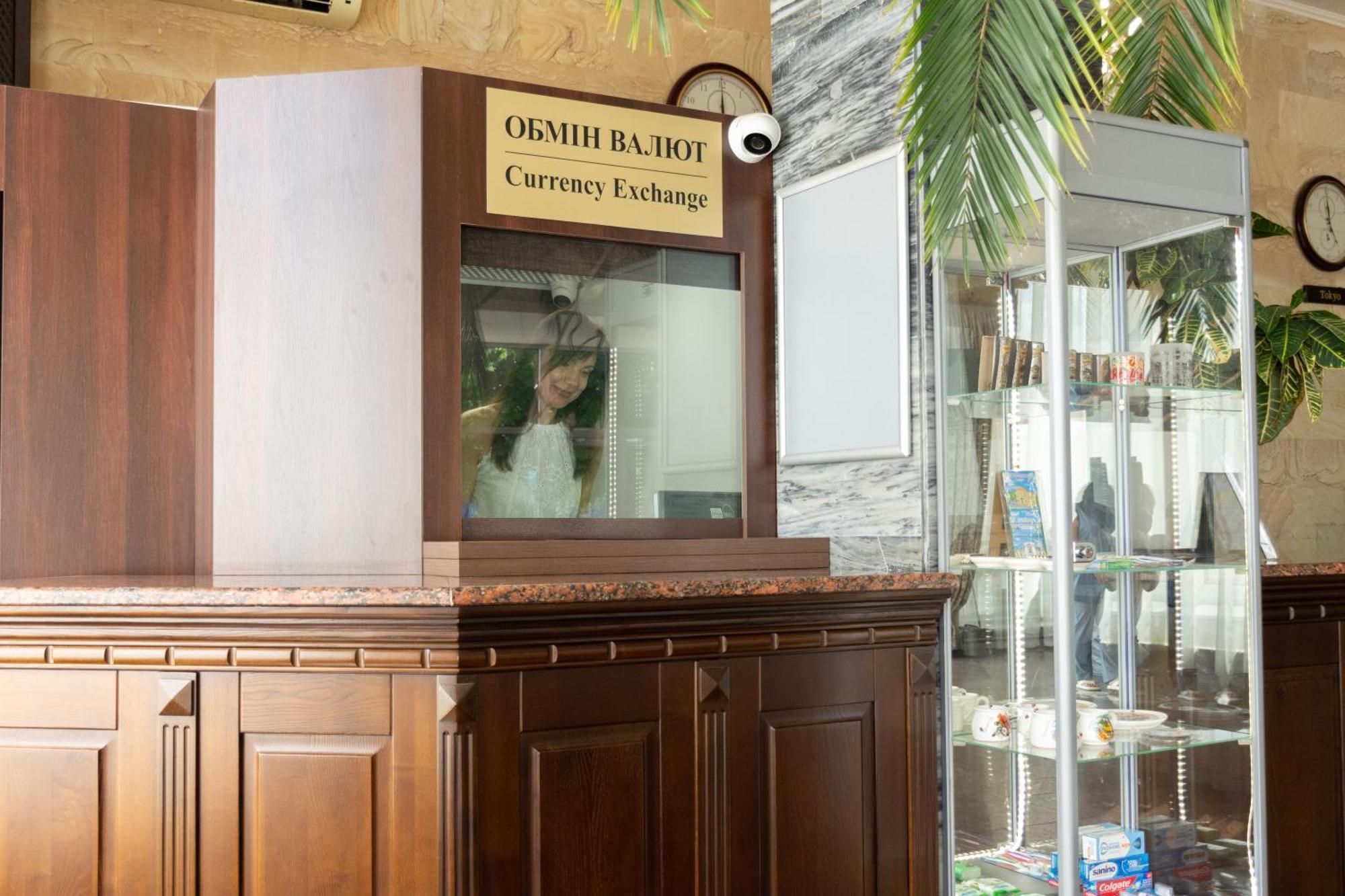 Kremin Hotel Kremenchuk Luaran gambar