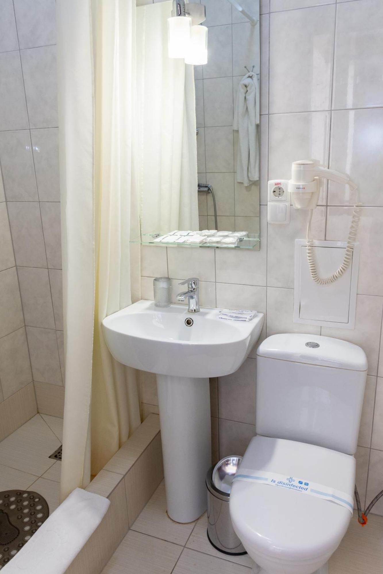 Kremin Hotel Kremenchuk Luaran gambar