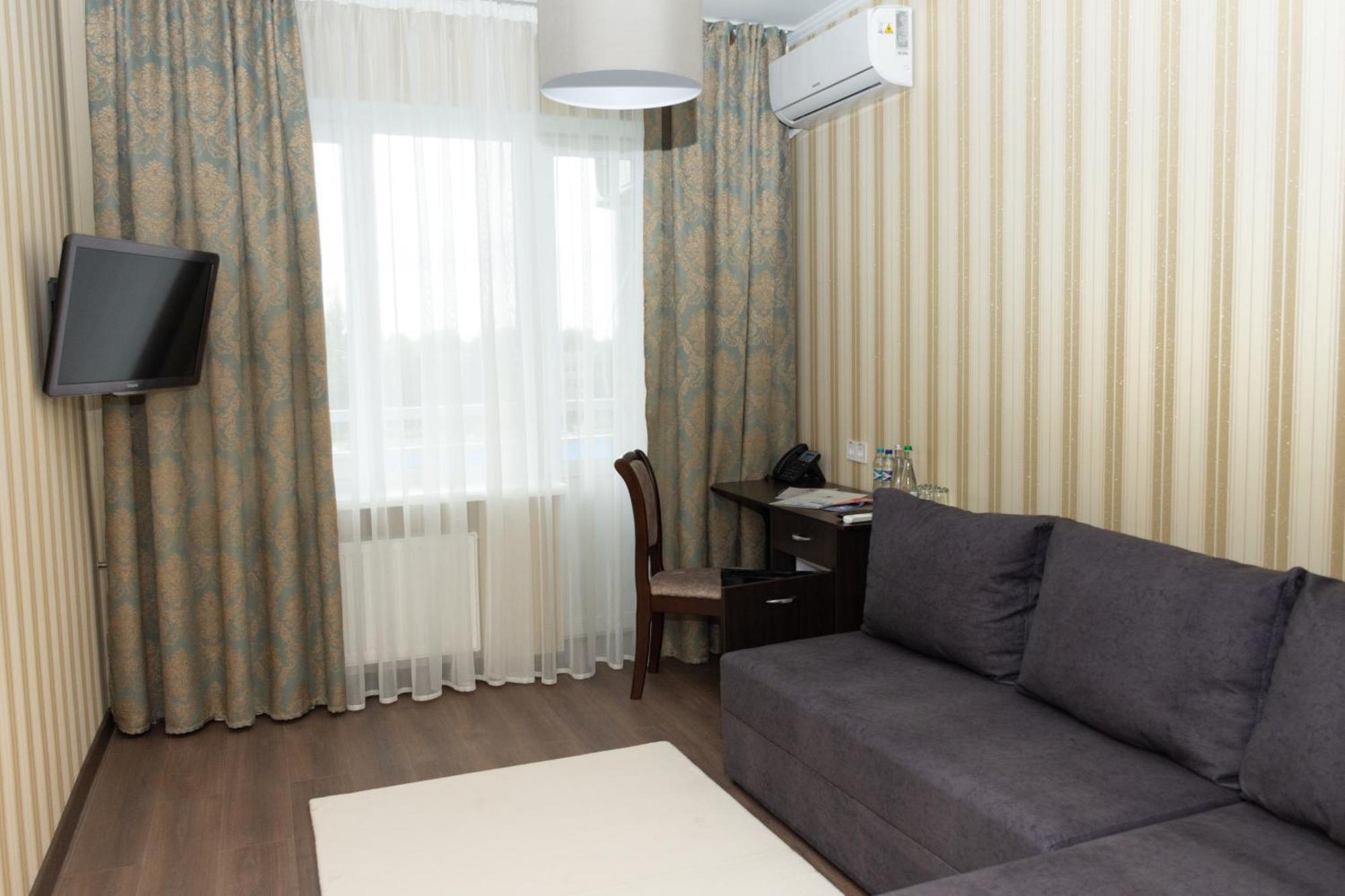 Kremin Hotel Kremenchuk Luaran gambar